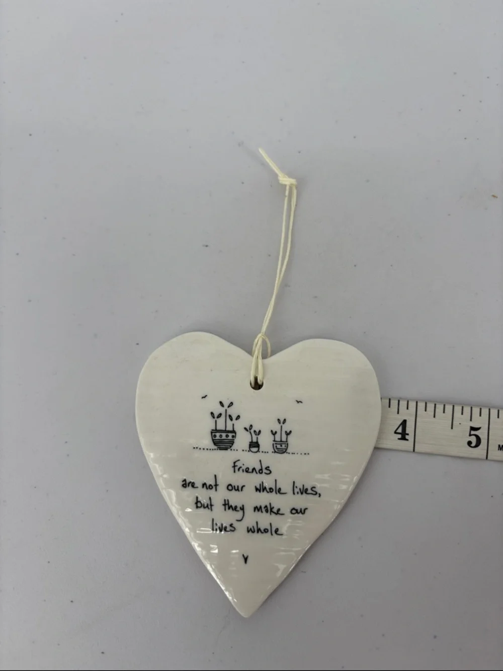 🐯 White Heart Hanging Plaque with Friendship Quote